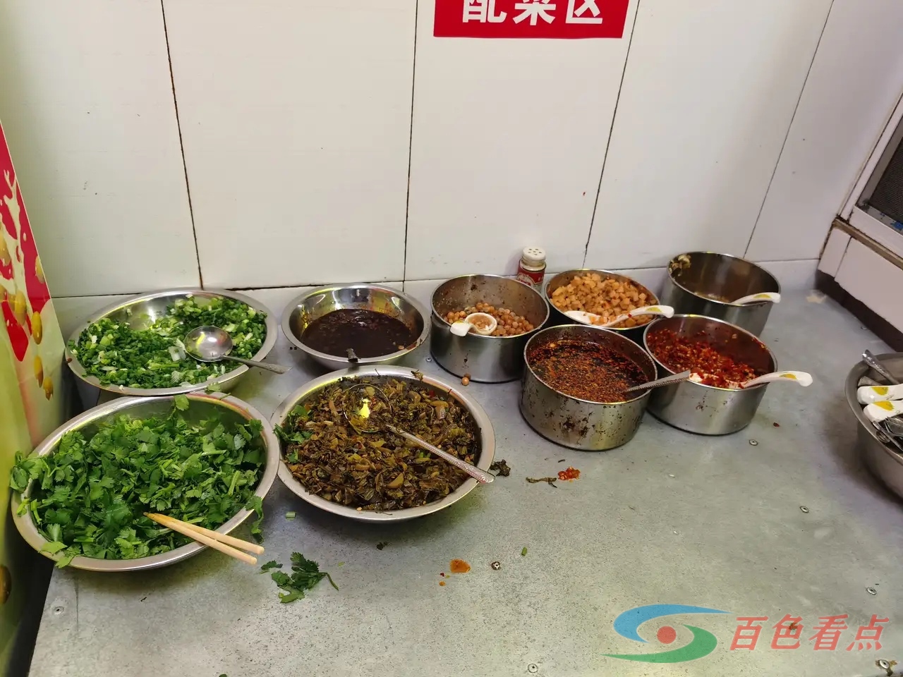 百色的煮粉老店：彩班煮粉王！位于百色市城乡路 百色,色的,老店,位于,于百