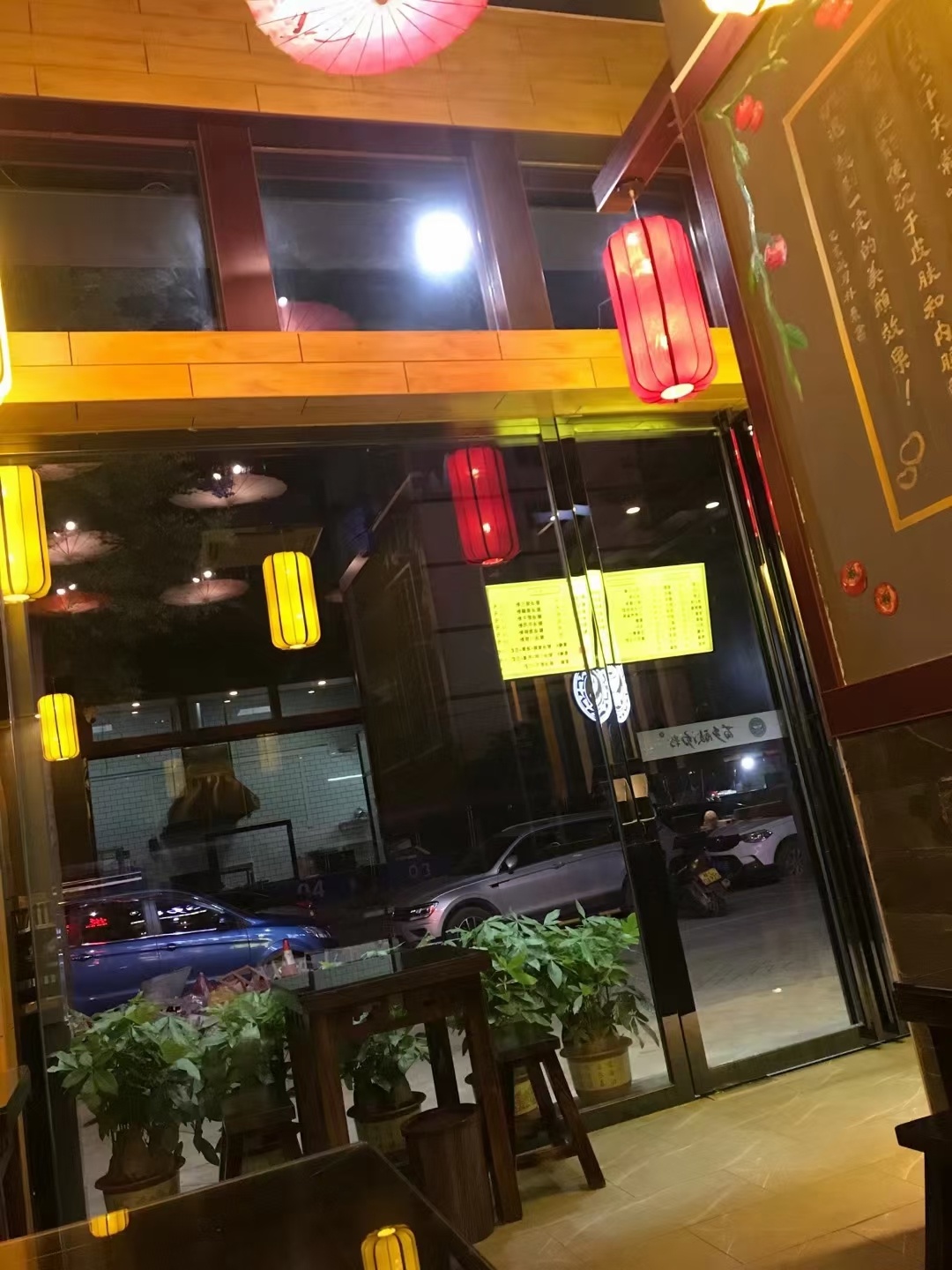 旺铺转让
设备齐全、接手即可经营，店面70平，周边几个大型小区，学校，医 ... 旺铺,转让,设备,备齐,齐全