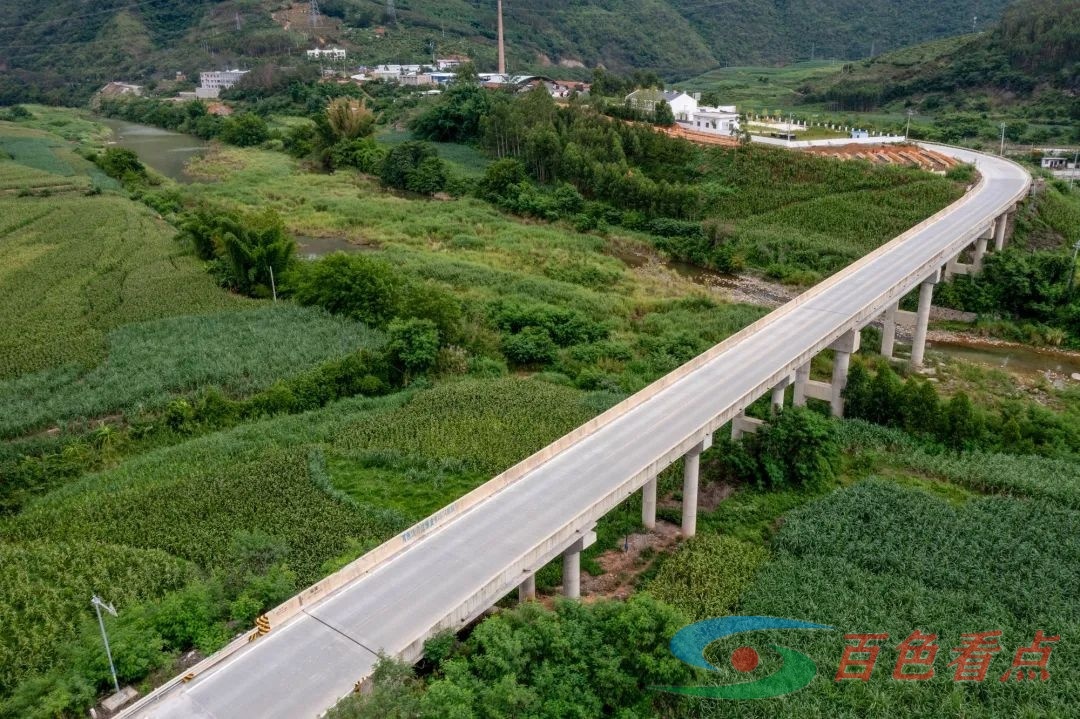 田林县旧州至那腊公路顺利竣工 