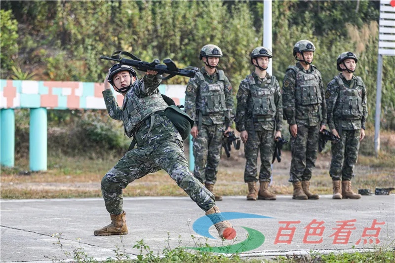 超燃！百色武警举行第五届军人运动会 