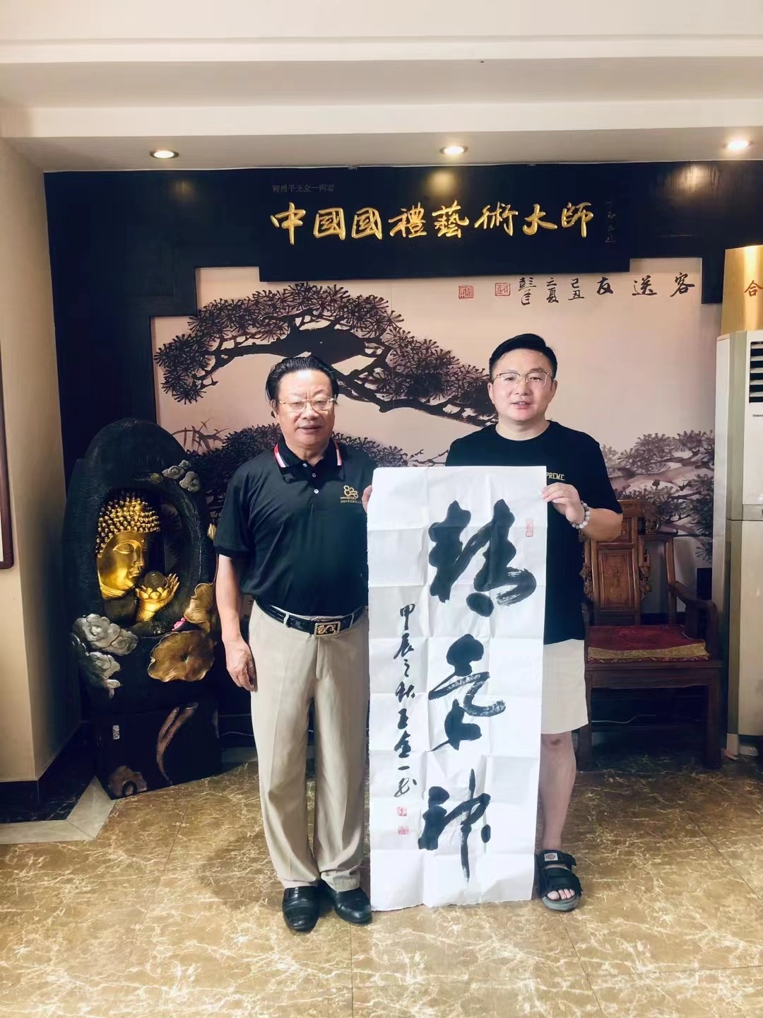 亳州中贸促进会会长龚朝旭莅临合肥翰林书院，共话传统文化与书画艺术国际化新篇章 