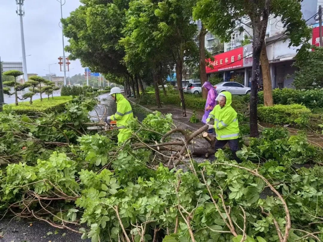 不要松懈！被“摩羯”影响后，今早的北海是这样的→ 