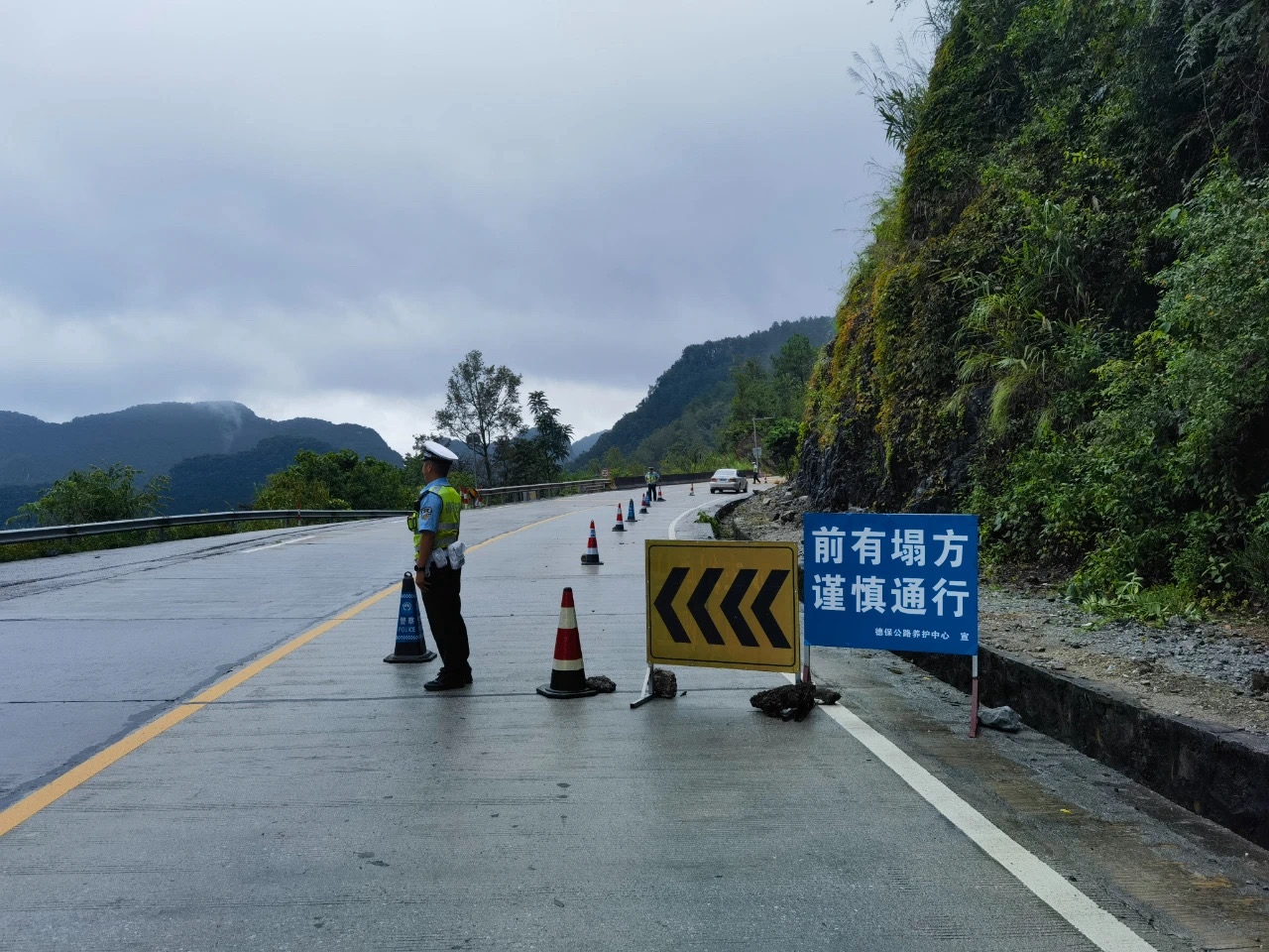 迎战超级台风！百色交警全程守护！ 